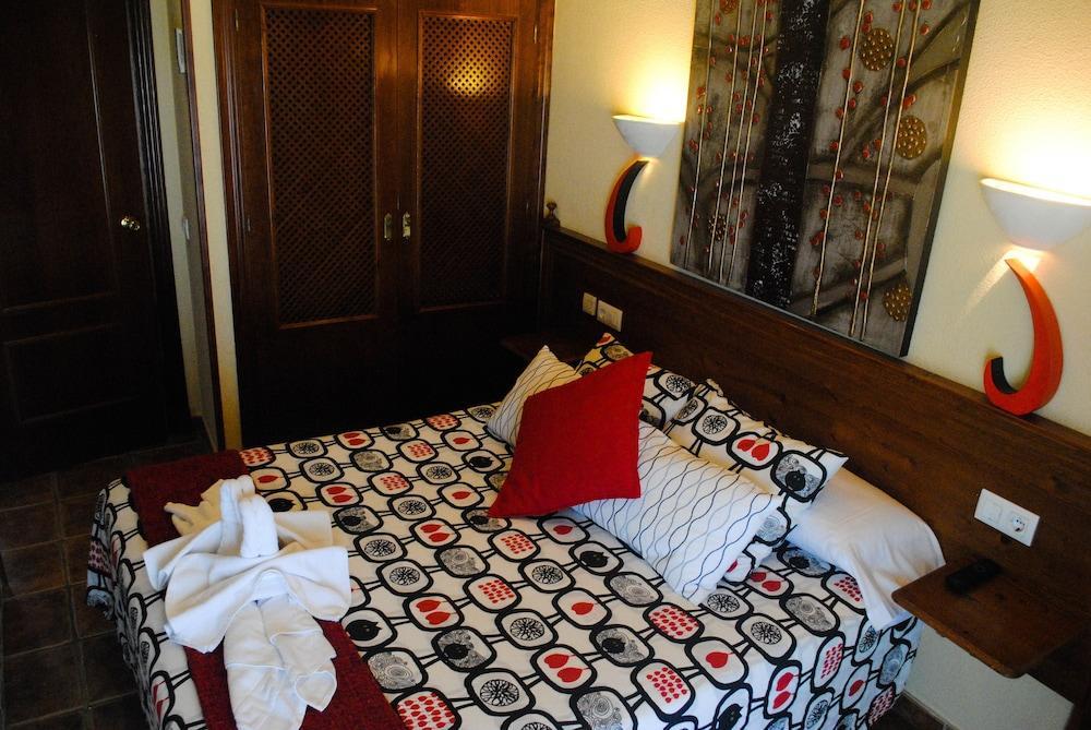 Hostal Costa De La Luz كونيل ذي لا فرونتيرا المظهر الخارجي الصورة