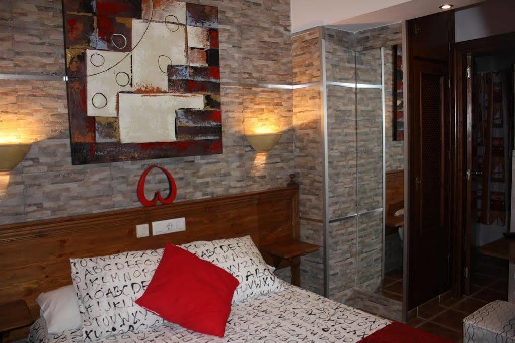 Hostal Costa De La Luz كونيل ذي لا فرونتيرا المظهر الخارجي الصورة
