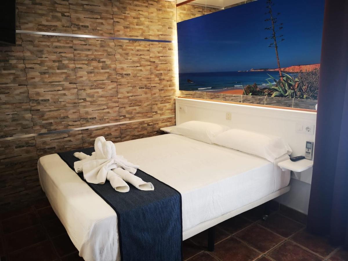 Hostal Costa De La Luz كونيل ذي لا فرونتيرا المظهر الخارجي الصورة
