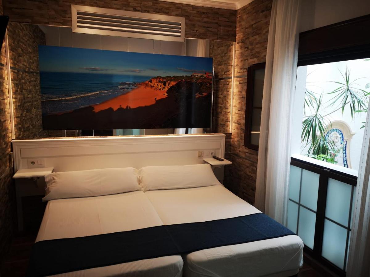 Hostal Costa De La Luz كونيل ذي لا فرونتيرا المظهر الخارجي الصورة