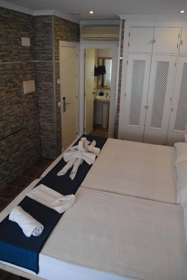 Hostal Costa De La Luz كونيل ذي لا فرونتيرا المظهر الخارجي الصورة
