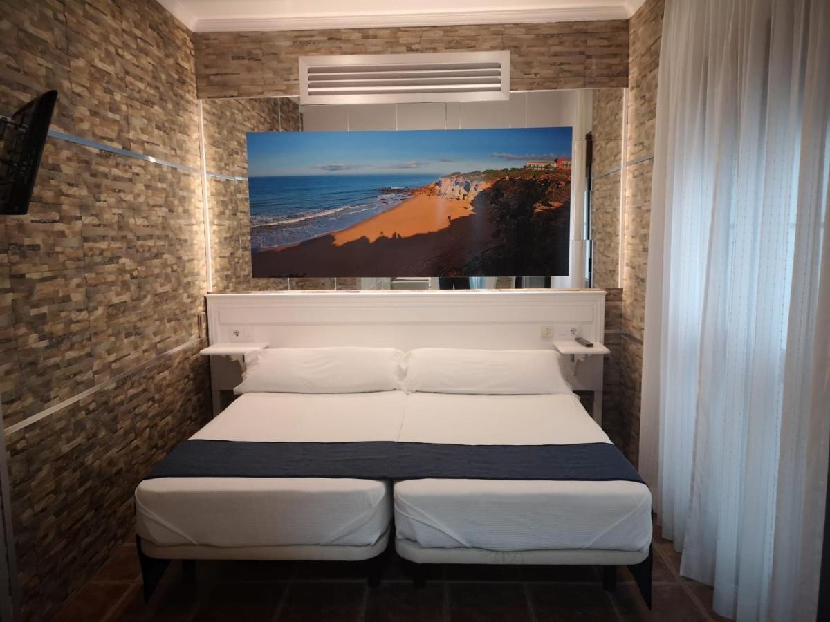 Hostal Costa De La Luz كونيل ذي لا فرونتيرا المظهر الخارجي الصورة